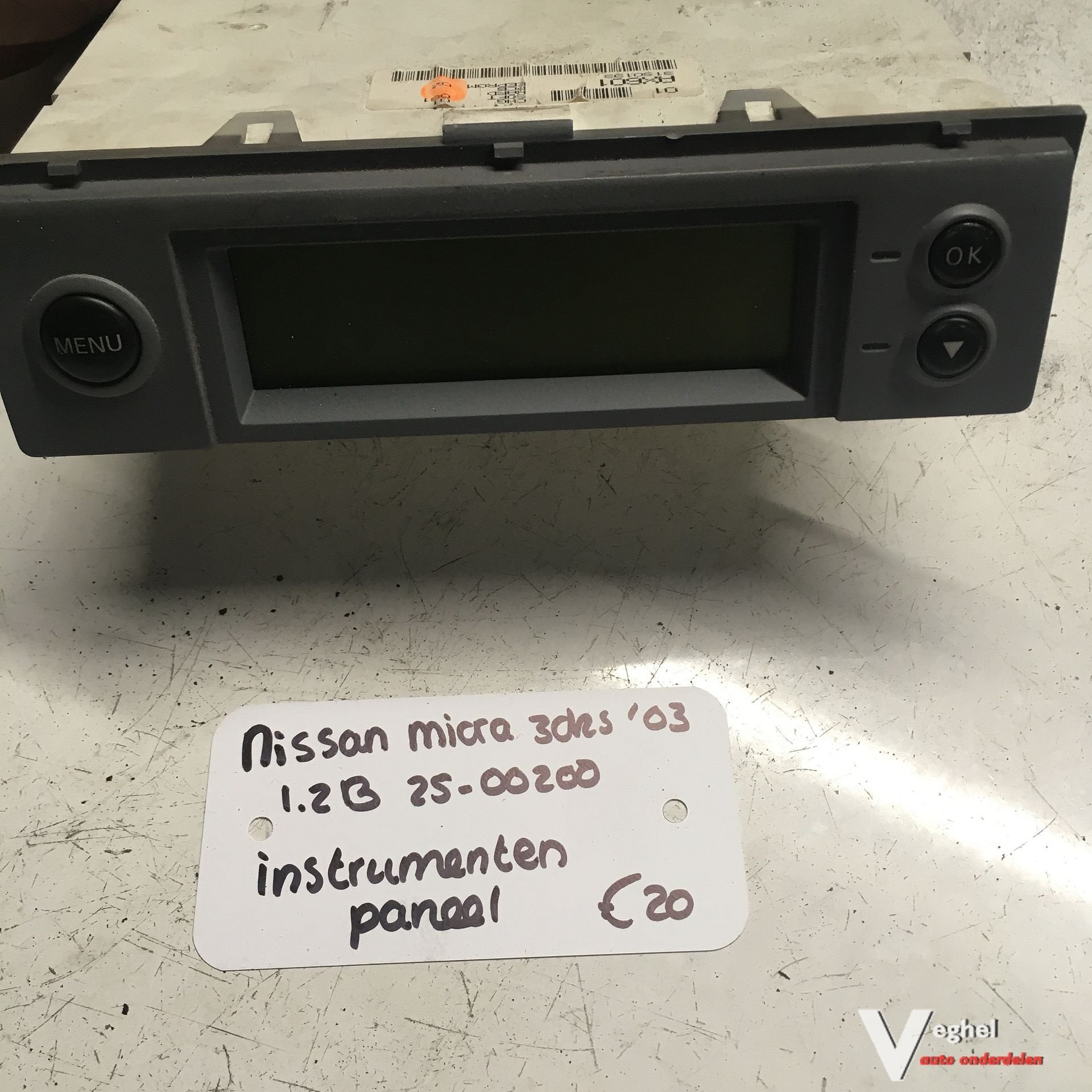 Nissan Micra 1.2 B 2003 2500200     Instrumentenpaneel, -, Utilisé, -, -