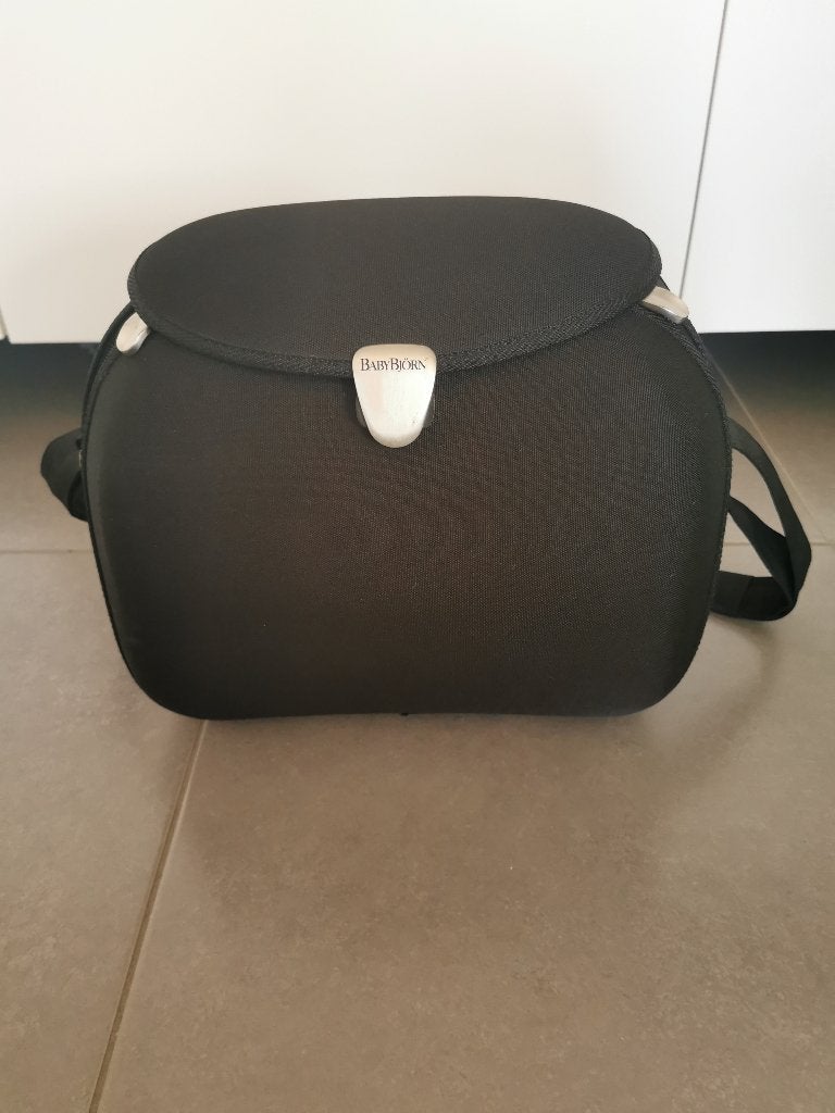 Sac à langer/sac de bébé Babybjorn matelas à langer lavable, Enfants & Bébés, Enlèvement ou Envoi, Noir, Sac à langer, Comme neuf