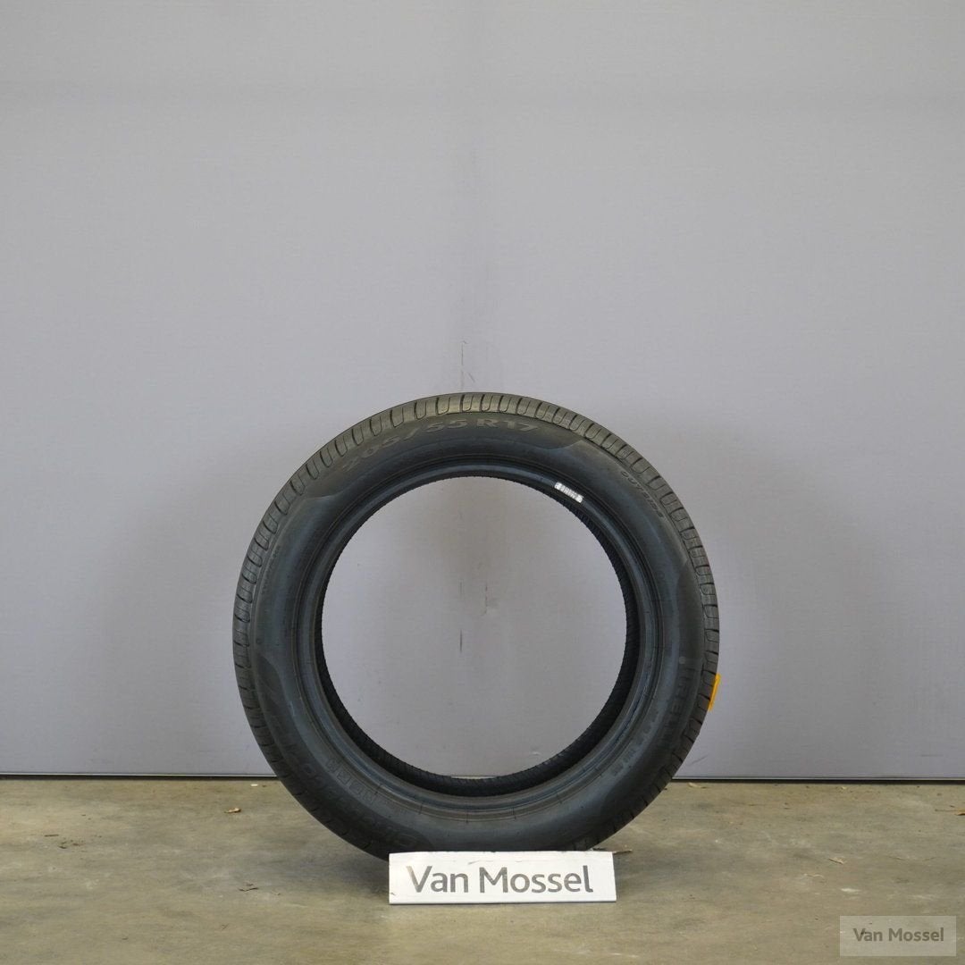 Pirelli zomerband 205/55/R17 0520, Autos : Pièces & Accessoires, Pneus & Jantes, Véhicule de tourisme, Pneus été, -, 205 mm