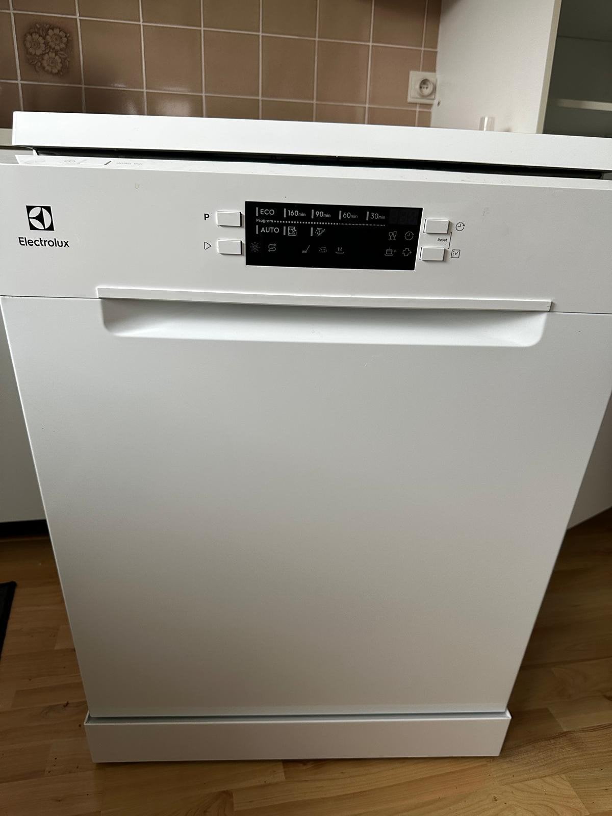 afwasmachine ELECTROLUX, Elektronische apparatuur, Ophalen, Zo goed als nieuw