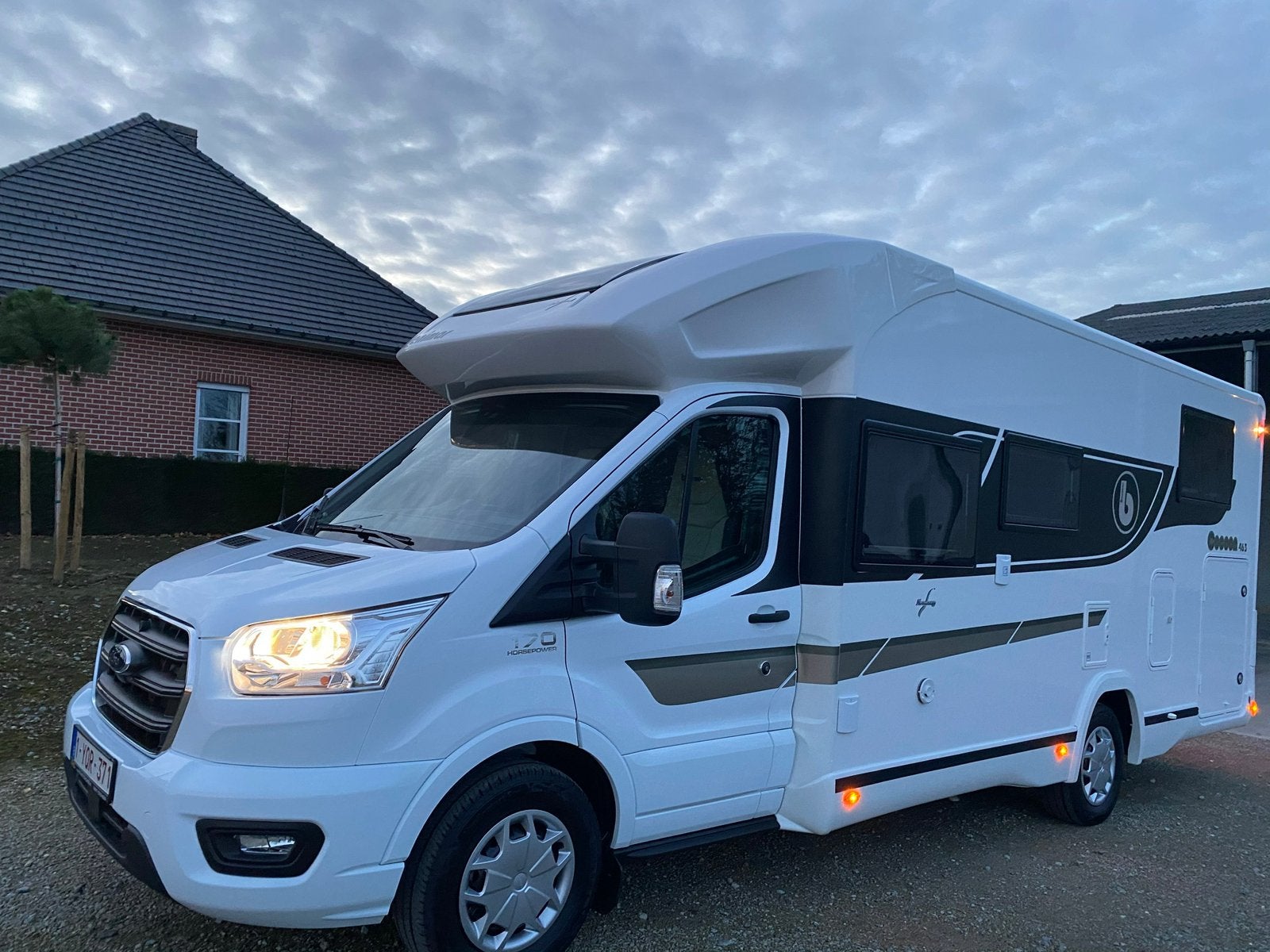 Benimar Cocoon 463 170PK Automaat Full Option, Caravanes & Camping, Camping-cars, Jusqu'à 5, Auvent, Ford, Diesel