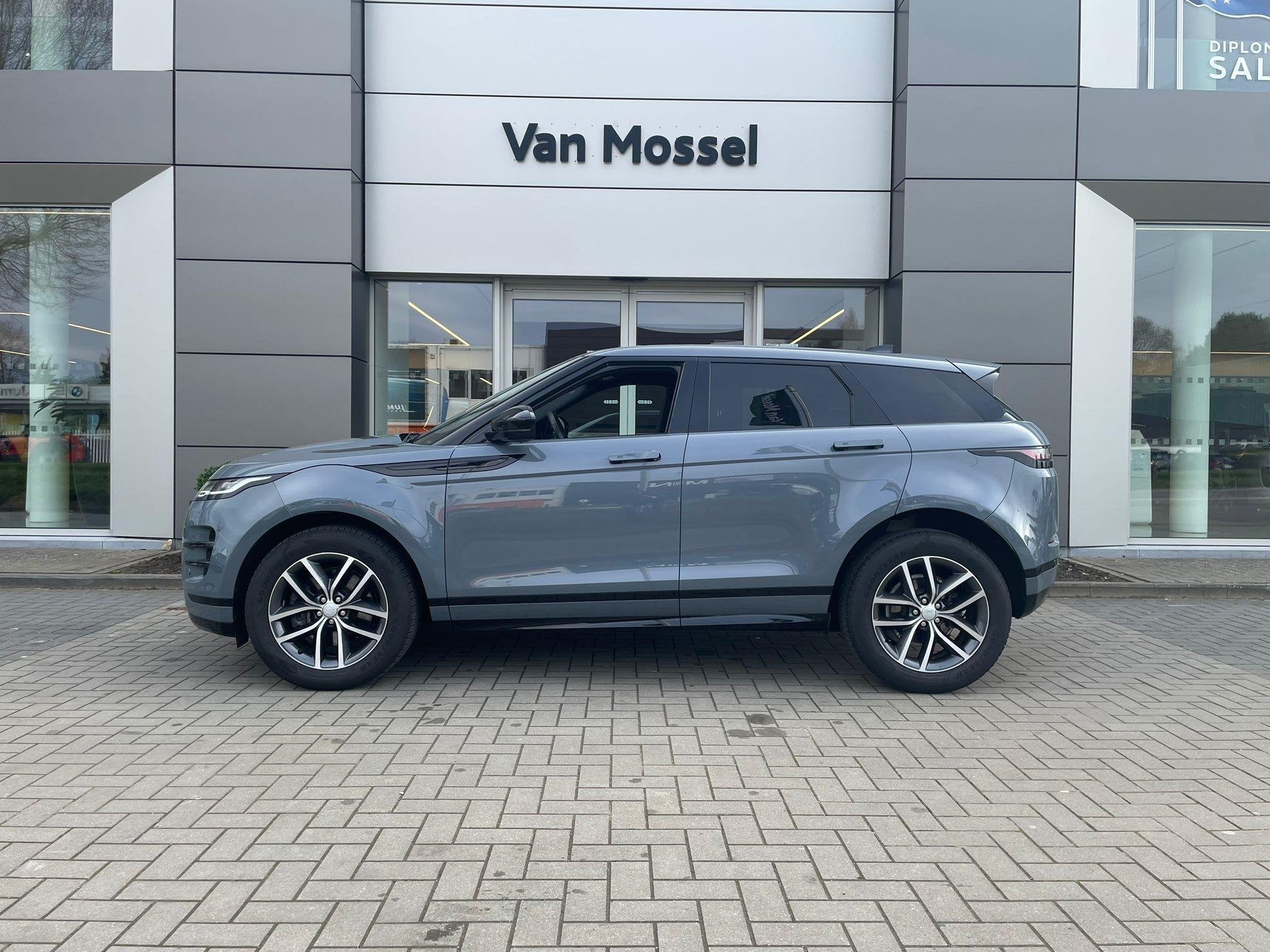Land Rover Range Rover Evoque P160 MHEV FWD Auto Dynamic SE, Autos, Argent ou Gris, Achat, Entreprise, 5 portes