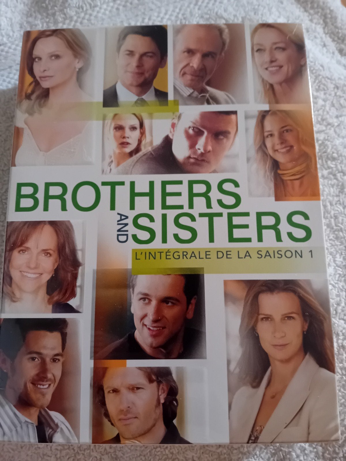 brothers and sisters saison 1, Enlèvement, Saison 1, Neuf, dans son emballage, Anglais