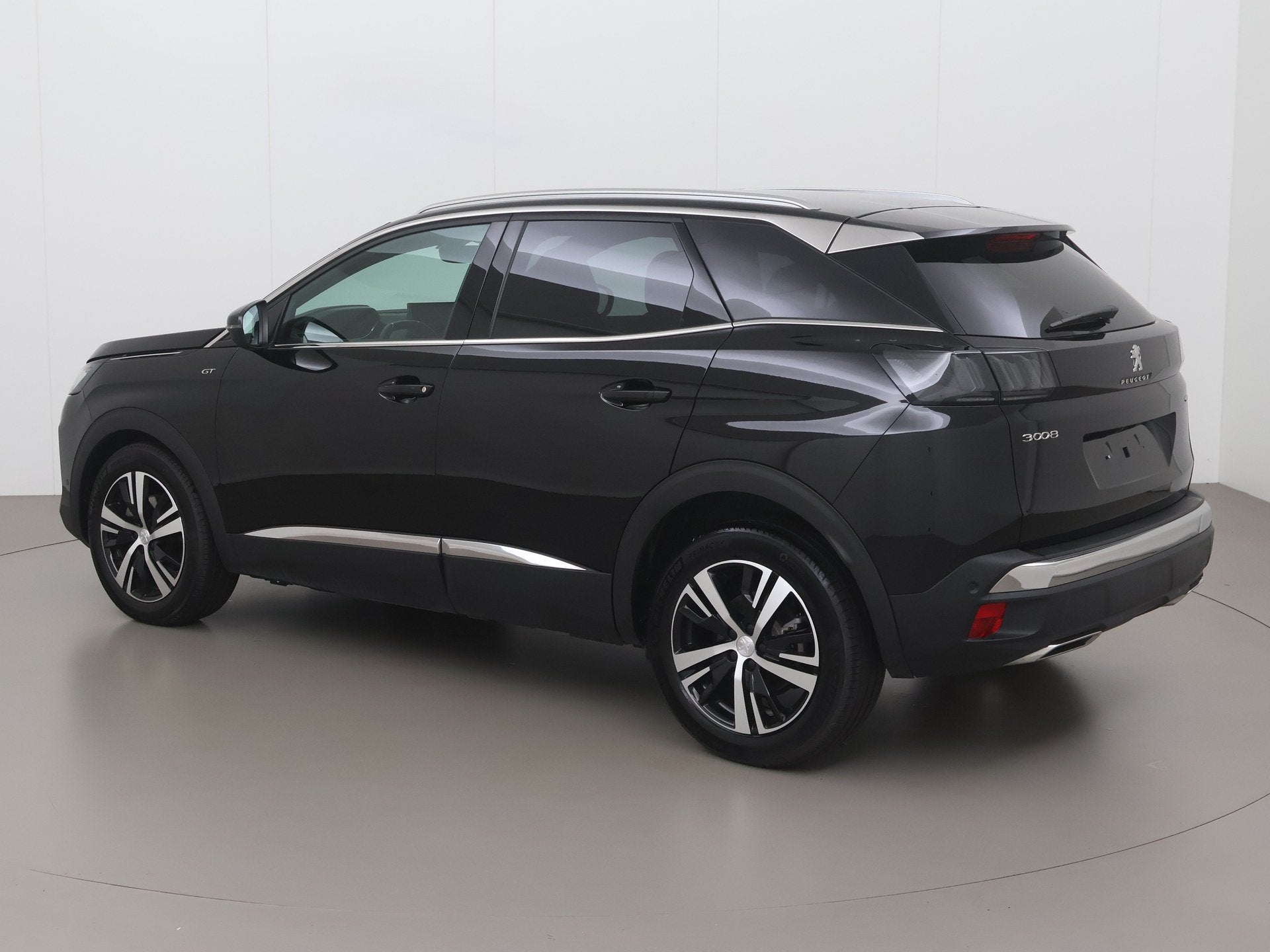 Peugeot 3008 puretech gt 130 AT, Automaat, Elektrische buitenspiegels, Zwart, Bedrijf