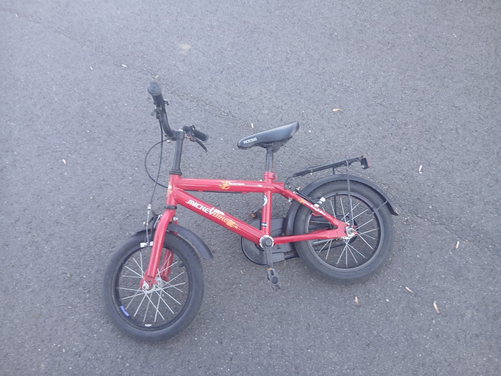 kleuterfiets cars, Fietsen en Brommers, Fietsen | Kinderfietsjes, Ophalen
