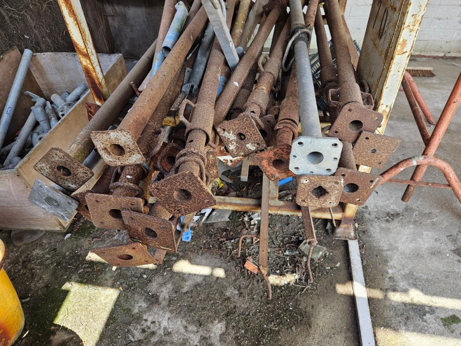 Bouw schoren en leuning  en 3 schragen, Ophalen