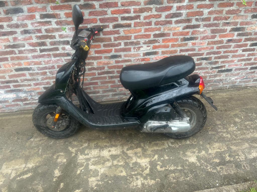 Gezocht booster oud model kader, Fietsen en Brommers, Ophalen, Zo goed als nieuw