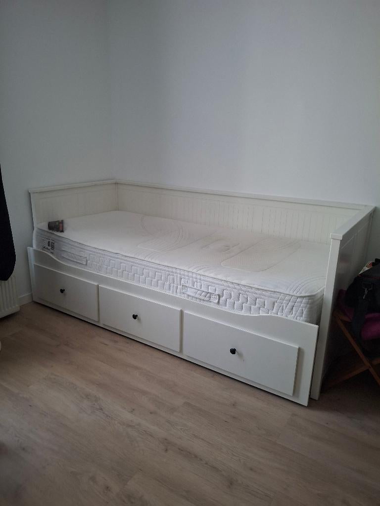 Wit uitschuifbaar eenpersoonsbed Ikea, Ophalen, Gebruikt, 180 cm of meer, 85 tot 100 cm