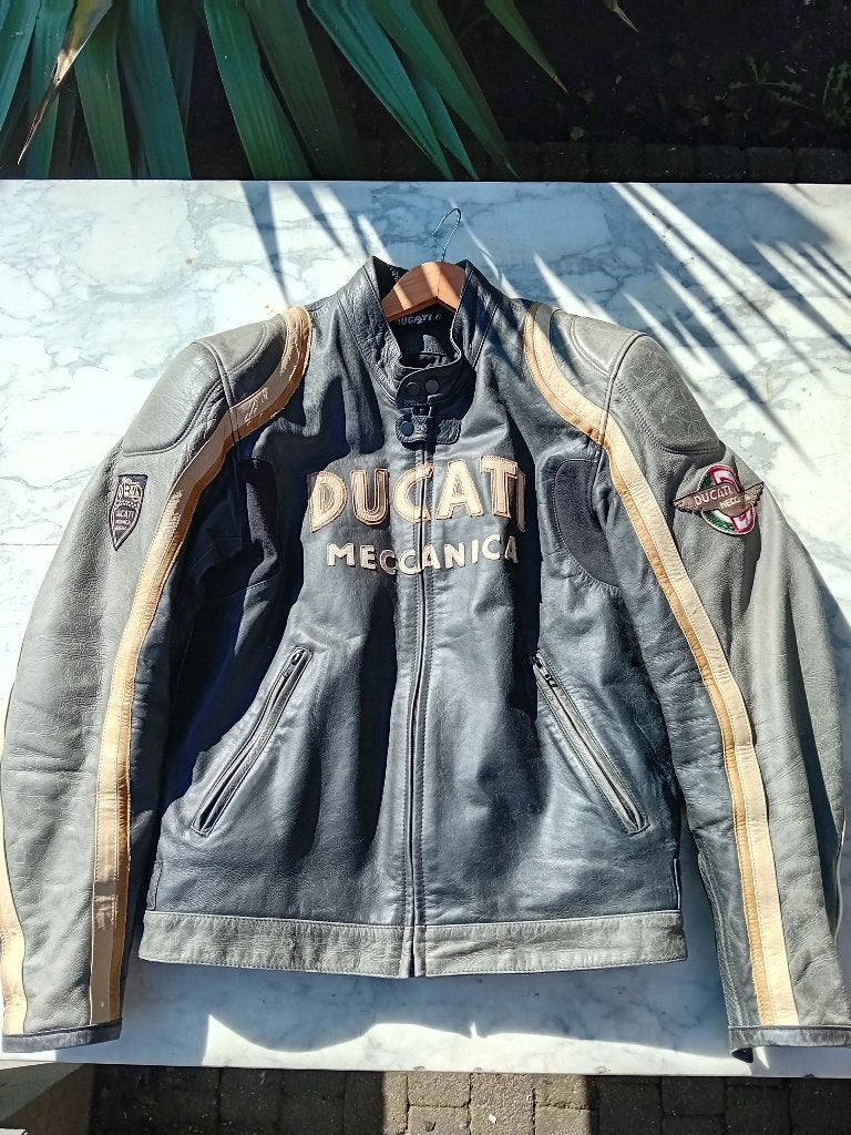 Veste cuir Ducati, Motos, Seconde main, Enlèvement ou Envoi, Manteau | cuir, Hommes