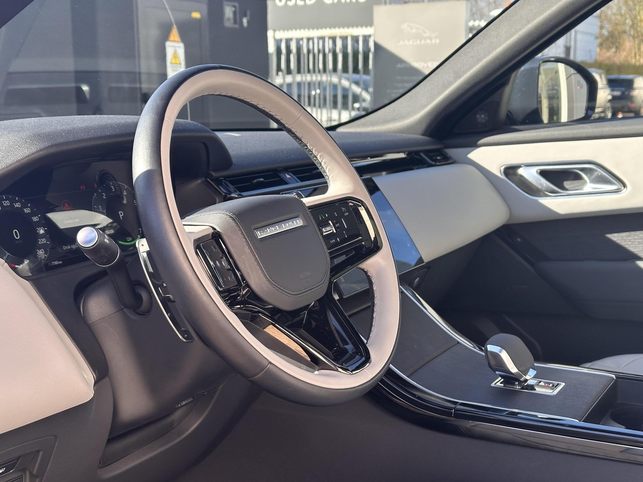 Land Rover Range Rover Velar P400e AWD Auto Dynamic SE, Autos, Achat, 42 g/km, Electronic Stability Program (ESP), Entreprise