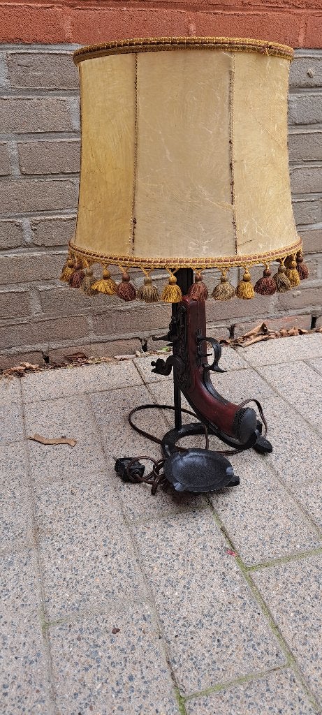 Deze vintage tafellamp, Huis en Inrichting, Beige, Gebruikt, Vintage, Met kap