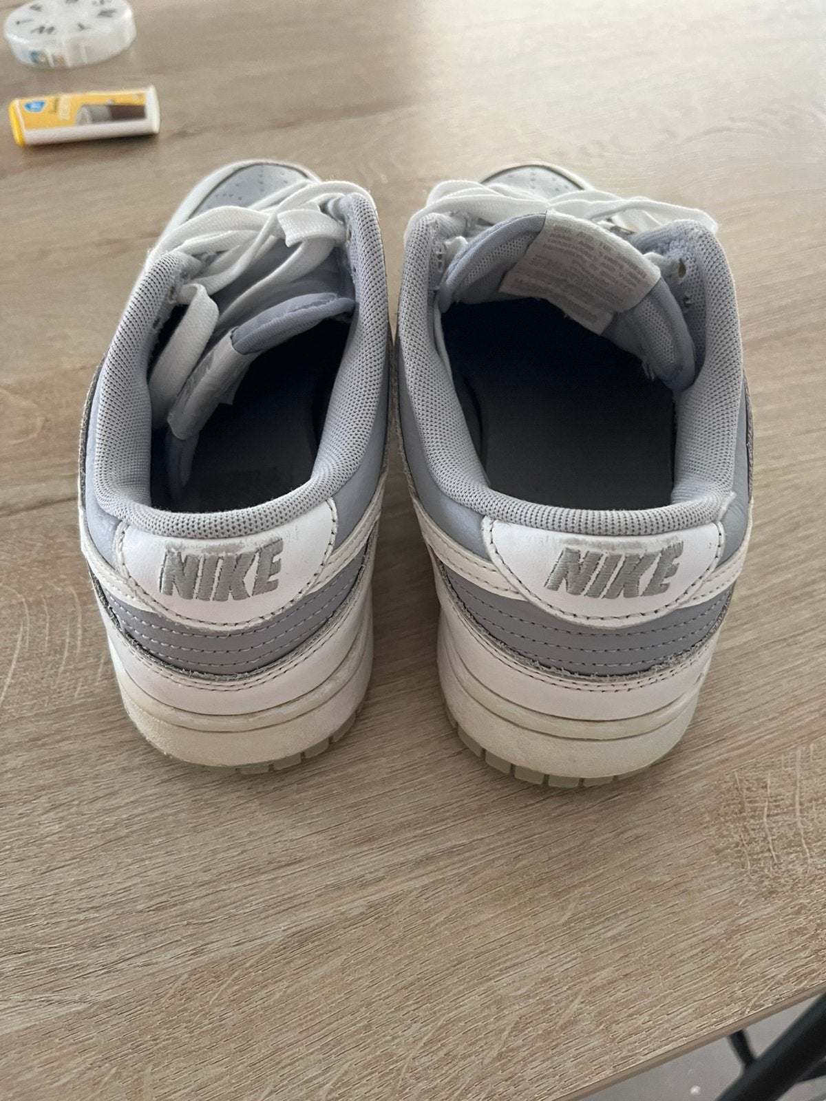 Nikes gebruikte staat maar kunnen nog een ronde mee, Ophalen, Gedragen, Sneakers