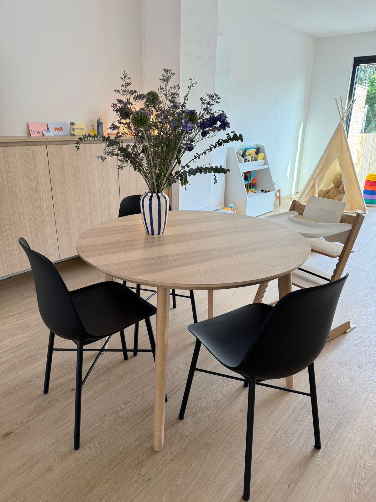 Table à manger ronde de 105 cm de diamètre, Enlèvement, Comme neuf