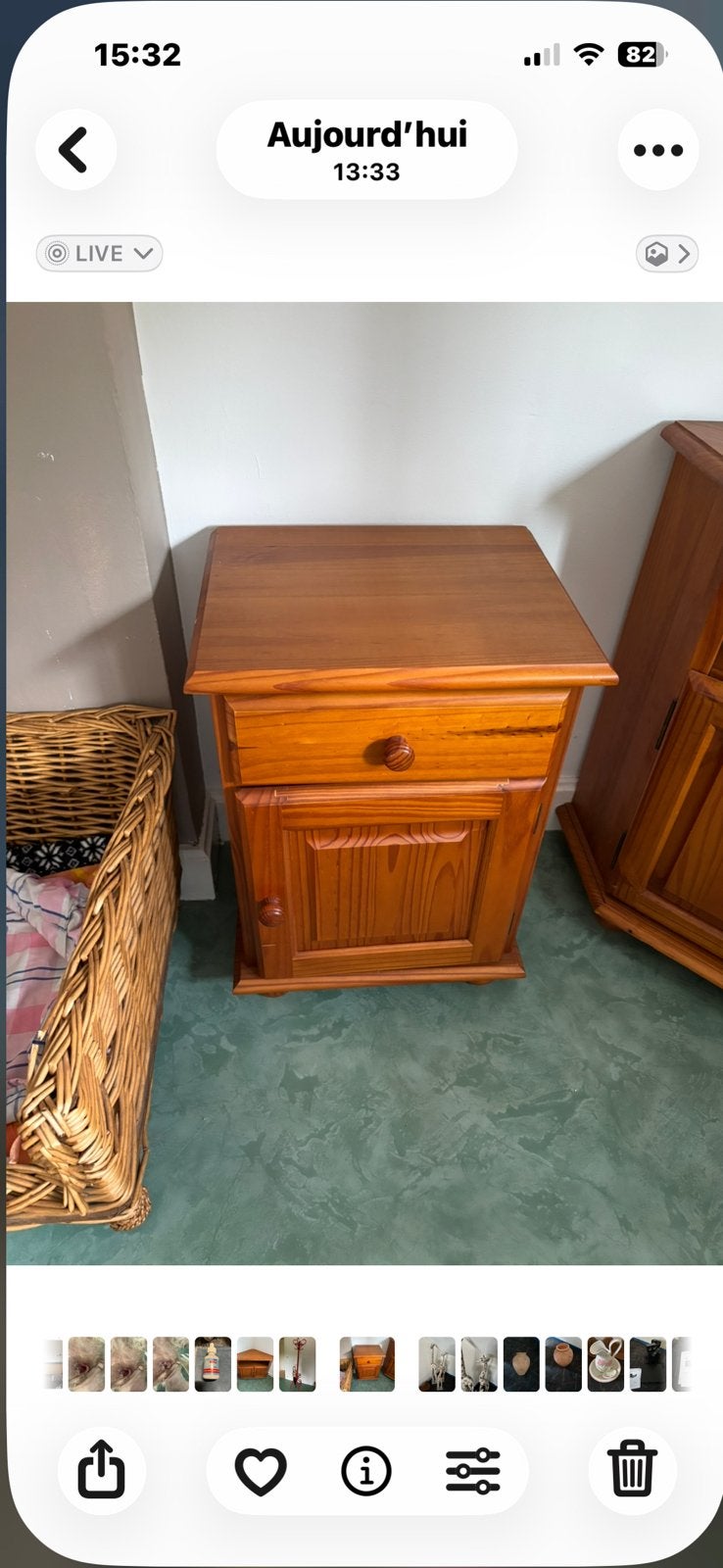 Table de chevet en pain massif, Maison & Meubles, Enlèvement, Utilisé
