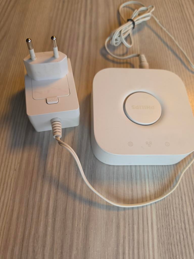Philips Hue Bridge 2.1, Huis en Inrichting, Bridge, Minder dan 30 watt, Soft of Flame, Overige typen