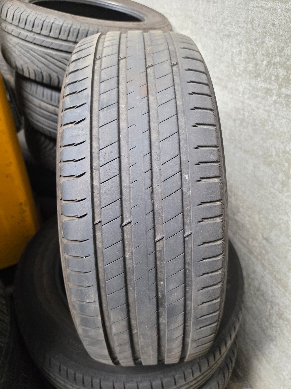 235/60r18 103w Michelin 45€ chacun avec support et équilibre, Autos : Pièces & Accessoires, Enlèvement ou Envoi