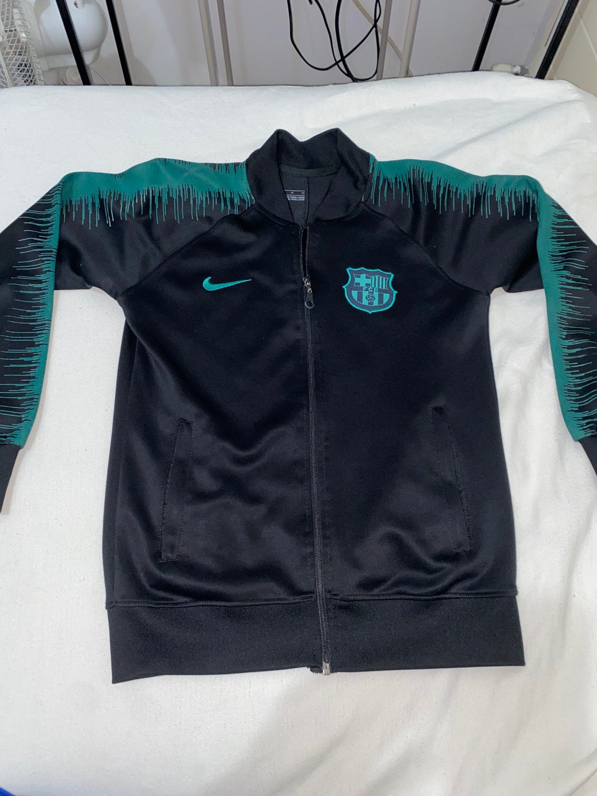 Nike FC Barcelona I96 Anthem trainingsjack te koop, Vêtements | Hommes, Vêtements de sport, Football, Enlèvement, Porté, Bleu