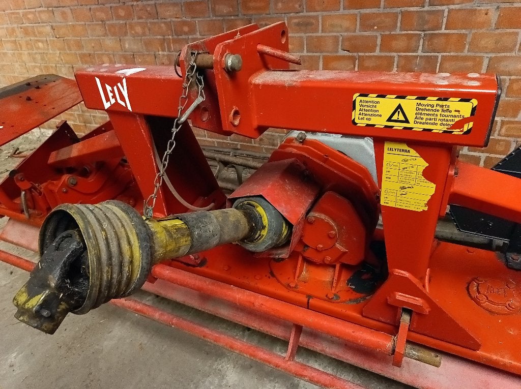 Lely rotorkopeg 300-25, Ophalen, Grondbewerking