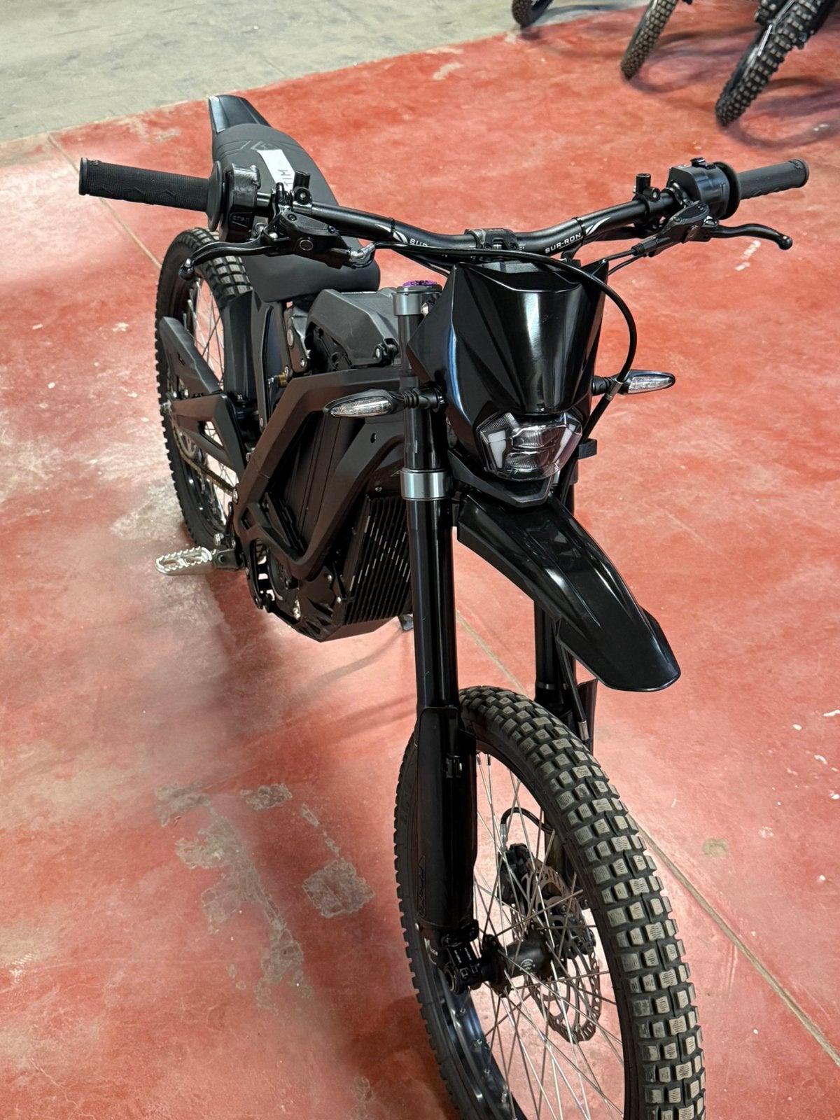 SURRON LIGHT BEE E-MOTO, Enlèvement, Comme neuf