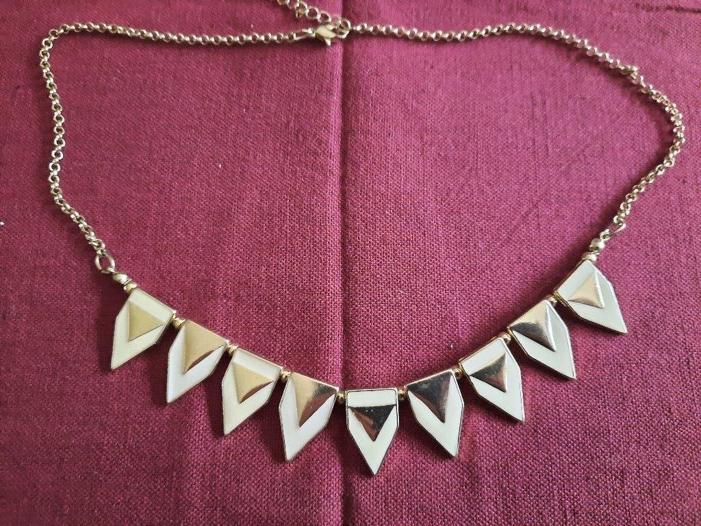 Superbe collier avec 9 pendentifs, Bijoux, Sacs & Beauté, Colliers, Enlèvement ou Envoi, Avec pendentif, Or, Comme neuf