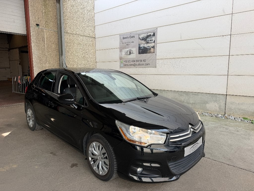 Citroen C4 1.4i Benzine 95pk  * Airco *, Euro 5, Stof, 140 g/km, Zwart