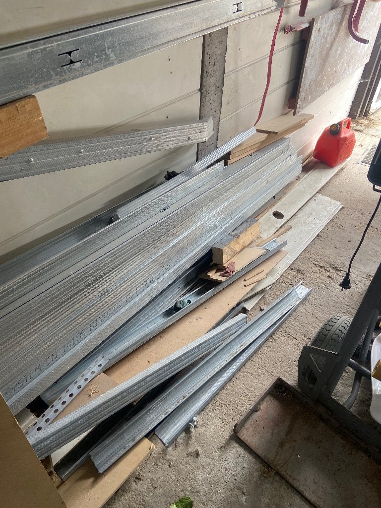 Metal stud, Ophalen, Nieuw, Overige metalen