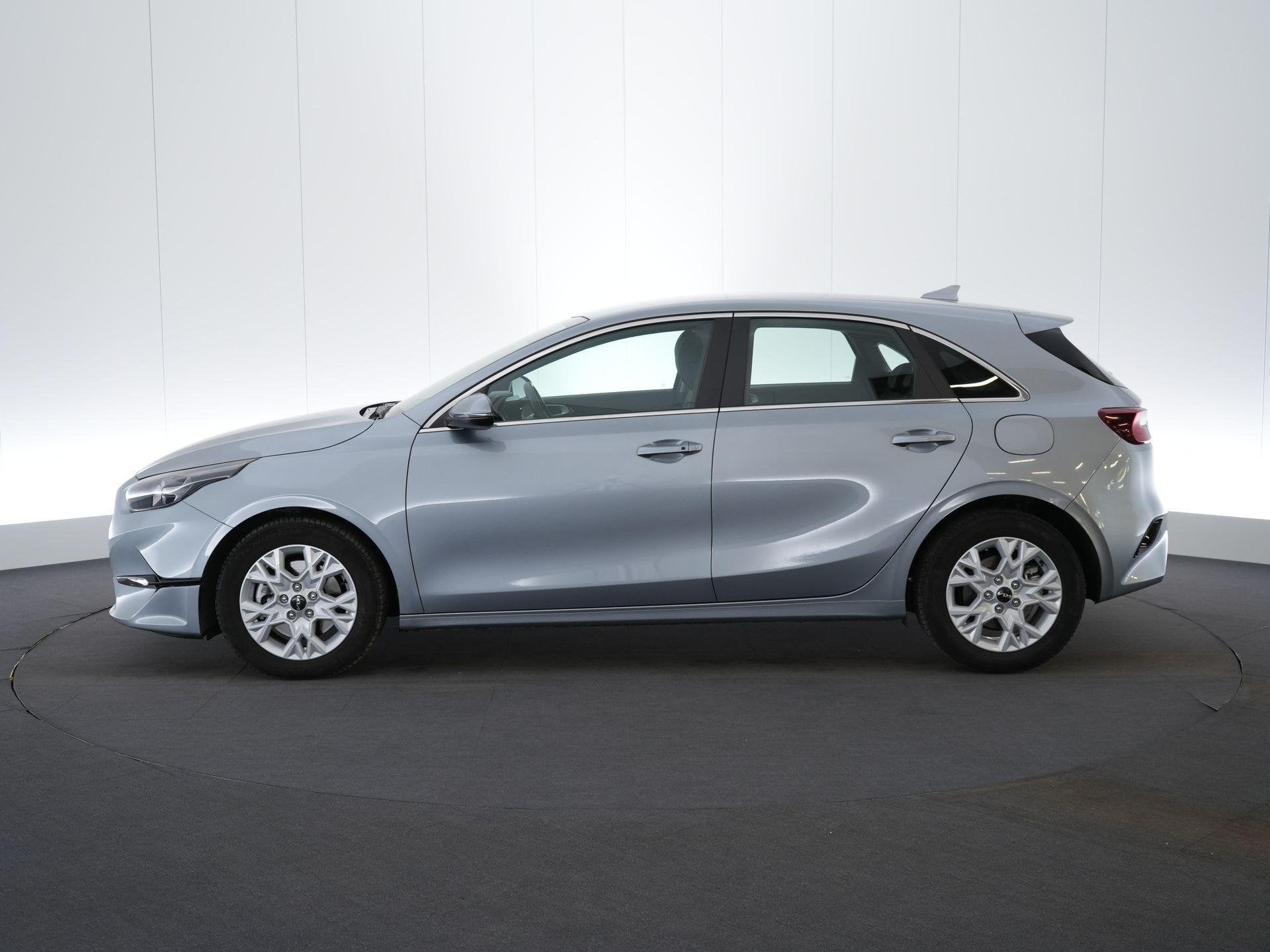 Kia Ceed Pulse 1.0 T-GDi 100 MHEV DCT ISG, Auto's, Dealer onderhouden, Stof, Zwart, 124 g/km