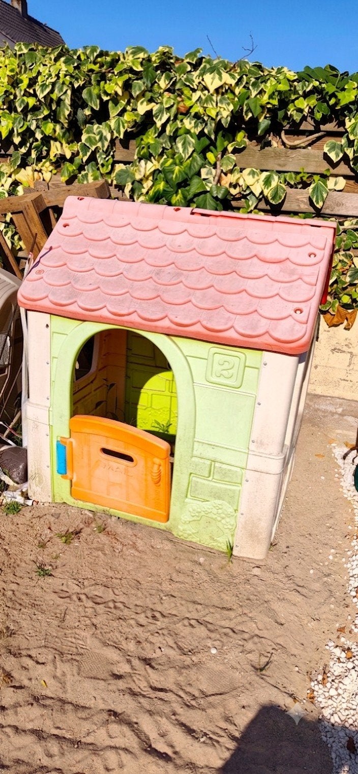 Feber Fantasy house/ speelgoedhuisje, Kinderen en Baby's, Ophalen, Gebruikt, Plastic