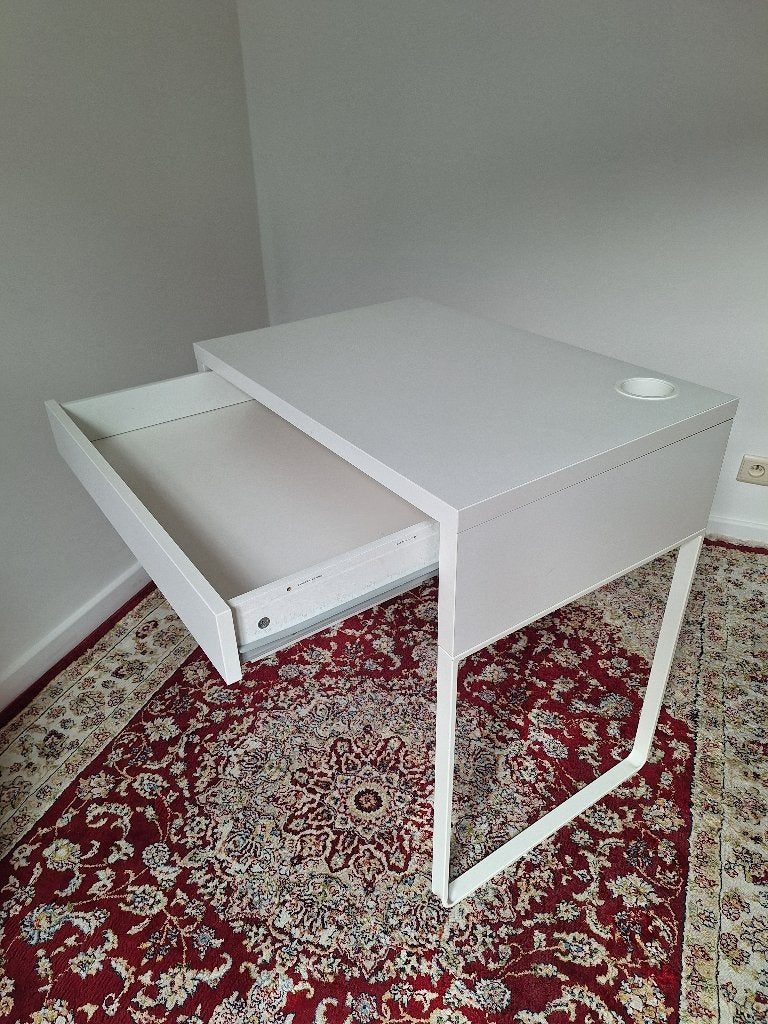 Ikea-bureau met lade, Huis en Inrichting, Bureaus, Ophalen, Gebruikt, 73 cm, 50 cm