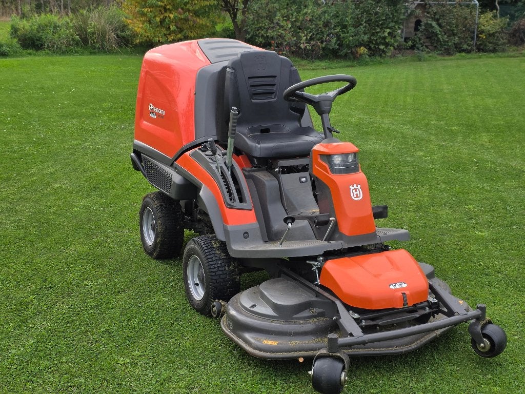 Husqvarna RC 318T Rider Zitmaaier met Opvangsysteem, Enlèvement, Utilisé, Démarrage électrique, 90 à 120 cm