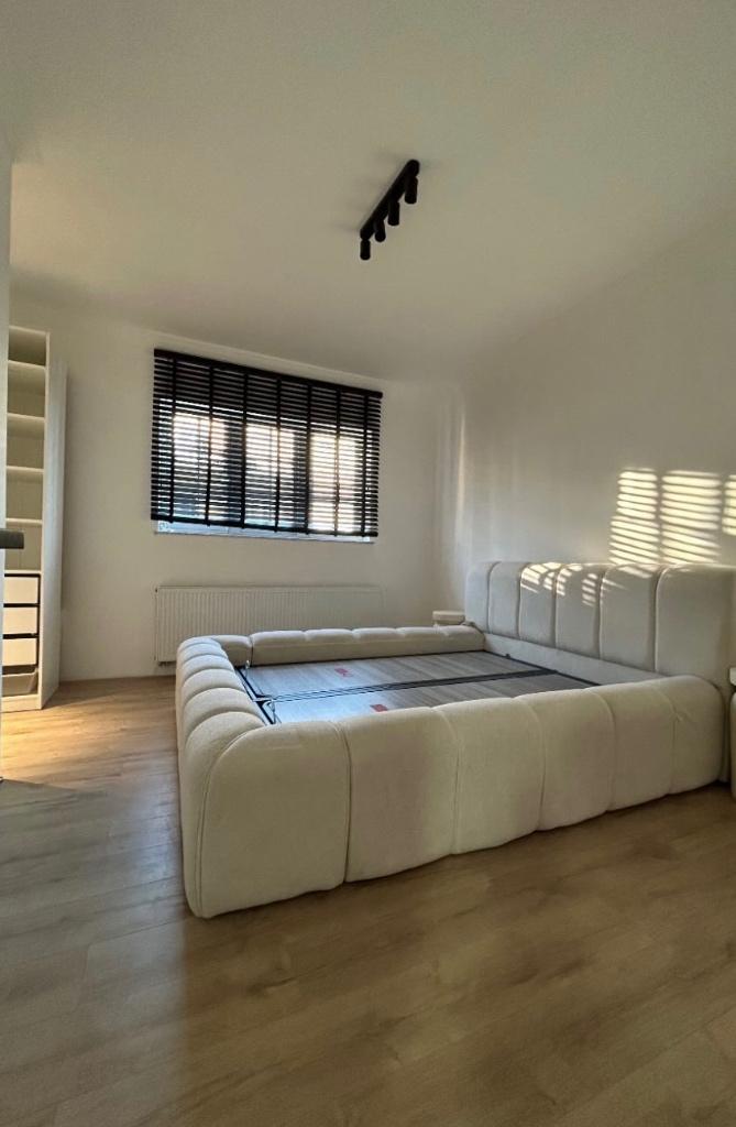Lit de 2 personnes, Maison & Meubles, 210 cm, Comme neuf, Enlèvement, Crème