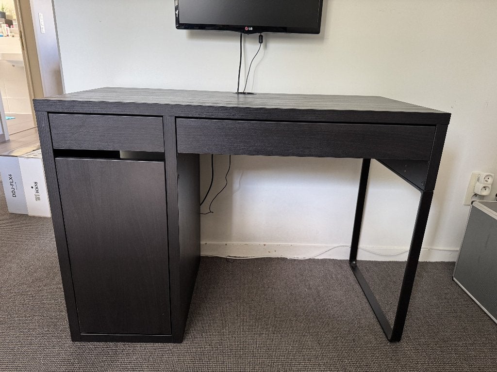 zwart bureau, Huis en Inrichting, Bureaus, Ophalen, Zwart, 105 cm, 50 cm