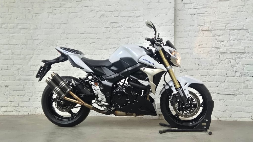 Suzuki GSR 750 GSR750 freegun Topstaat @motomobilia, 750 cc, Sportuitlaat, Occasion, 4 cilinders