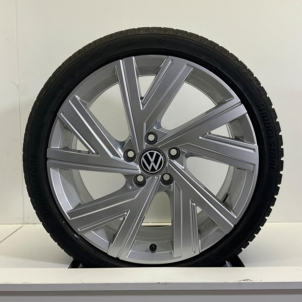 VOLKSWAGEN GOLF 8 VELGEN SET WINTERBANDEN 18 INCH, 18 inch, Gebruikt, -, -