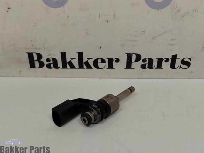 Injector (benzine injectie) van een Volkswagen Scirocco, Gebruikt, -, Volkswagen, -