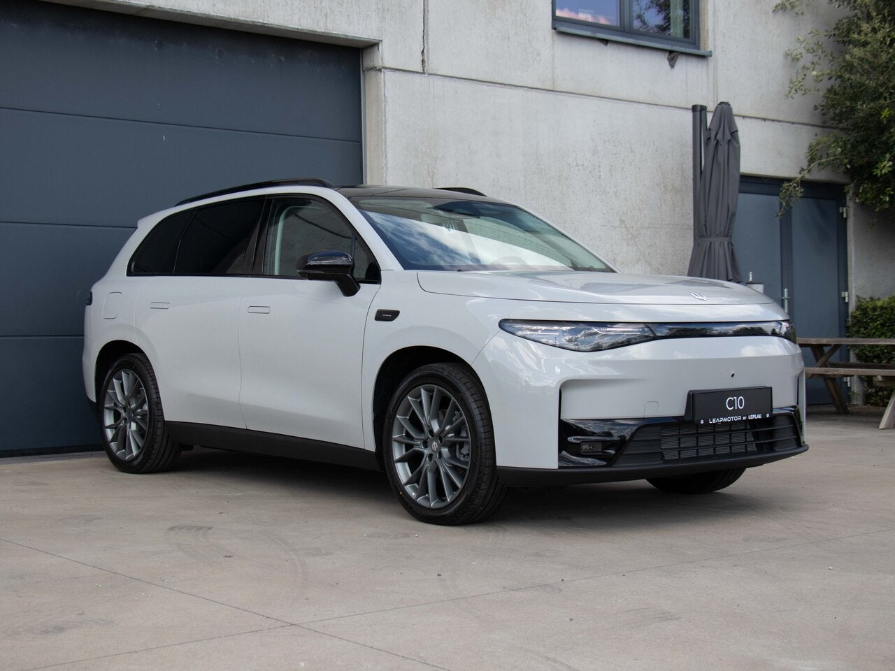 Leapmotor C10 DESIGN HYBRID|NIEUW|STOCK|DIRECT LEVERBAAR, Auto's, 0 kg, 0 kg, Hybride Elektrisch/Benzine, SUV of Terreinwagen