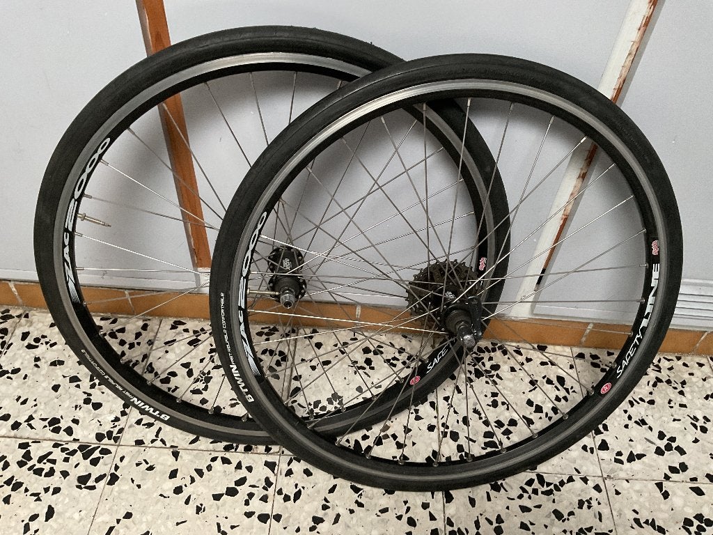 Wielen, Fietsen en Brommers, Zo goed als nieuw, Aluminium, Mountainbike, Ophalen