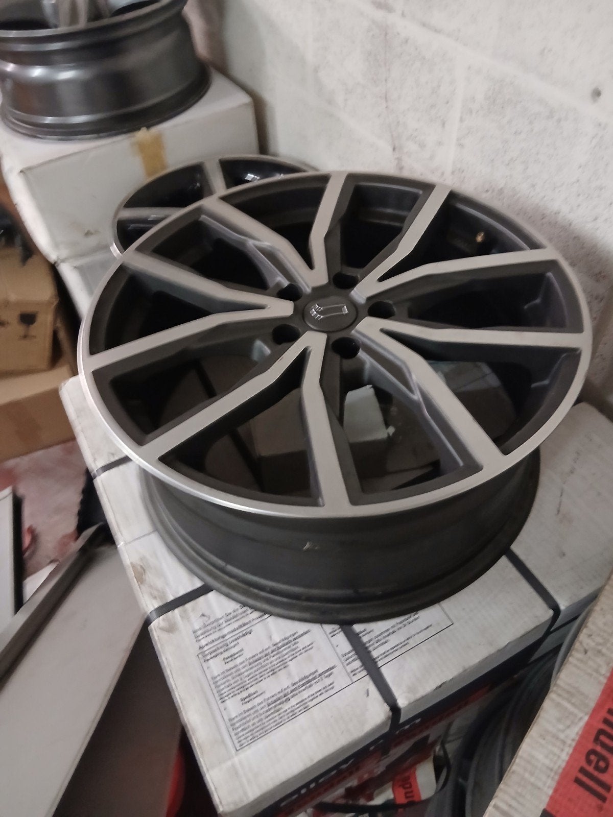 alu velgen fondell  9x19, Enlèvement