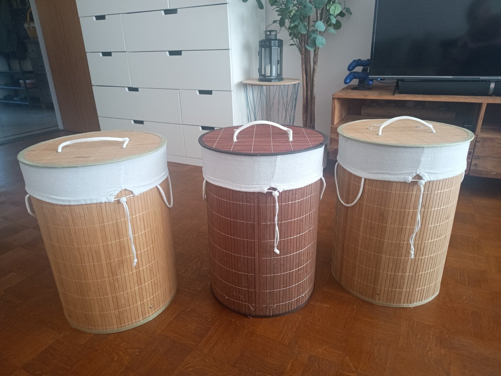 Paniers à linge en osier, Enlèvement