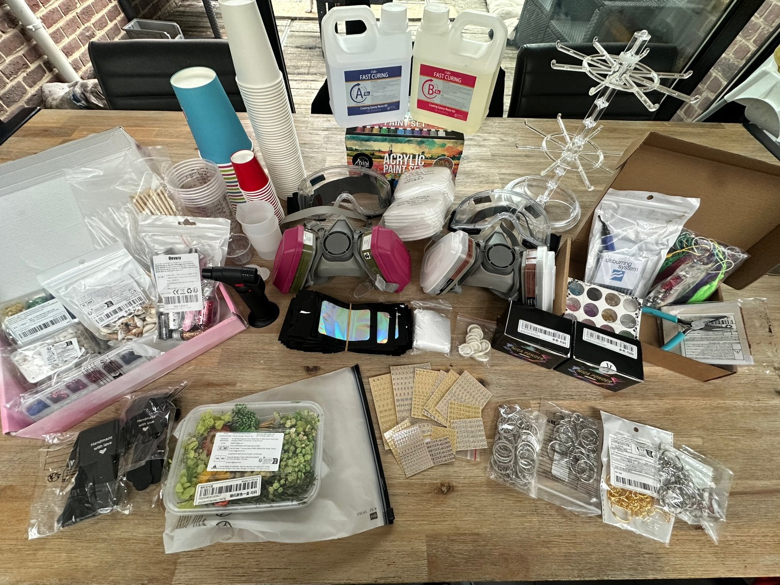 Lot complet matériel résine époxy + accessoires – 240 €, Enlèvement, Comme neuf
