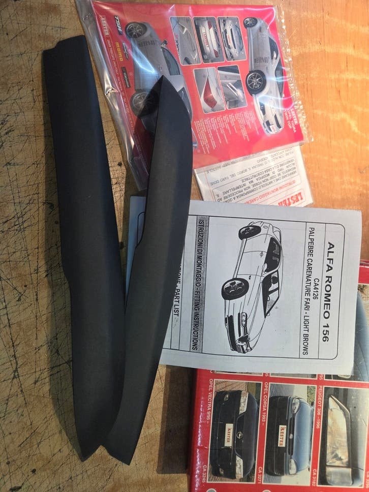 Lester Booskijkers voor Alfa Romeo 156 - Koplamp Spoilers
