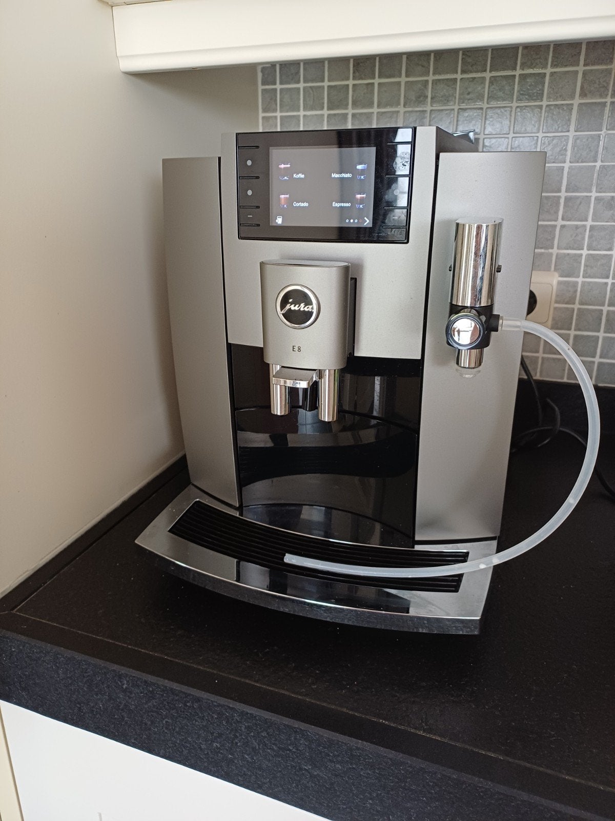 Jura E8 EC Dark Inox, Elektronische apparatuur, Koffiezetapparaten, Ophalen, Koffiemachine