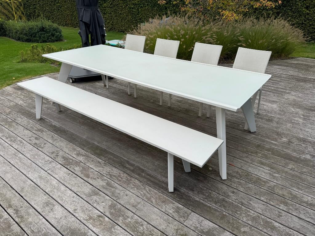 Witte tuintafel met melkglas blad (Meubili), Ophalen, Zo goed als nieuw, Rechthoekig, Aluminium