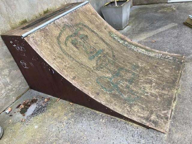 Skateramp en -rail, Enlèvement, Utilisé