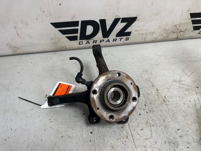 Fusee links-voor van een Opel Corsa, Autos : Pièces & Accessoires, Suspension & Châssis, Opel, Utilisé, 3 mois de garantie, Enlèvement ou Envoi