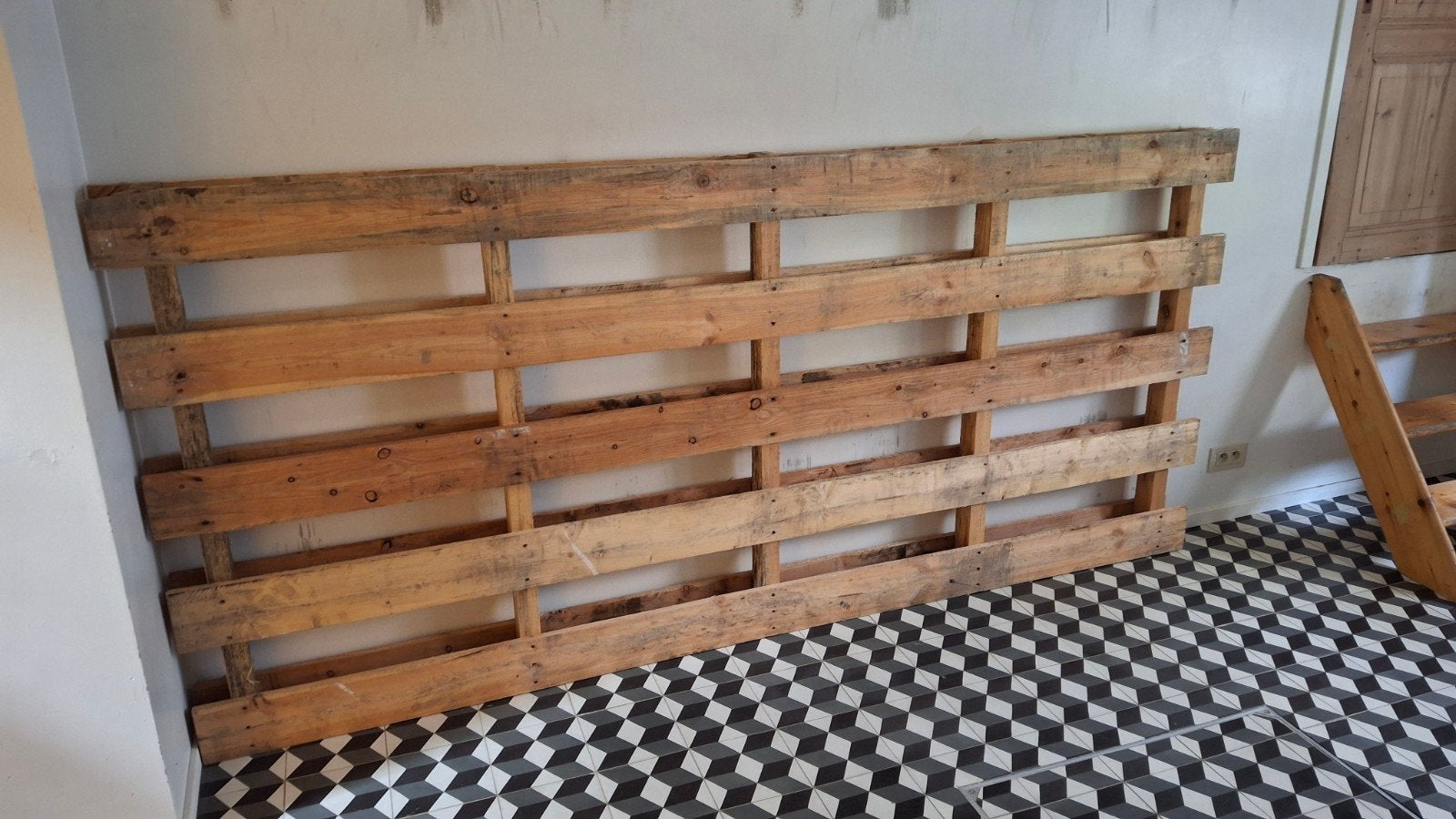 Groot pallet, moet dringend weg!, Doe-het-zelf en Bouw, Ophalen, Gebruikt, 250 tot 300 cm, Steigerhout