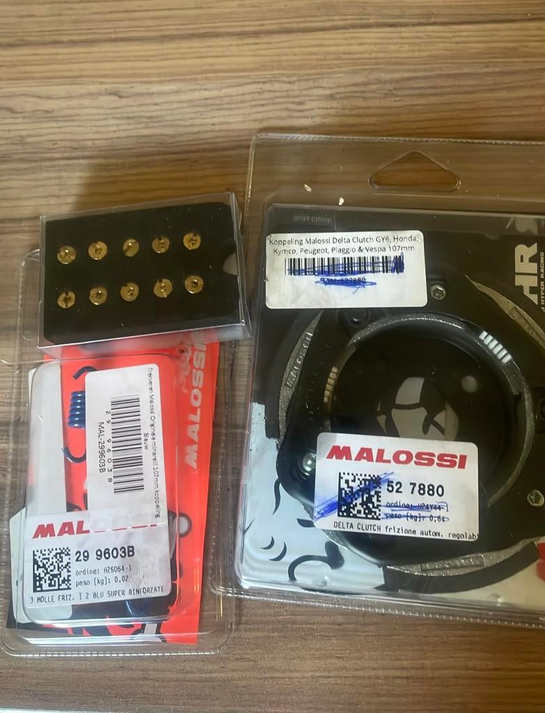 Malossi koppeling , trekveren , en mezoly sproeierset, Motoren, Ophalen, Nieuw