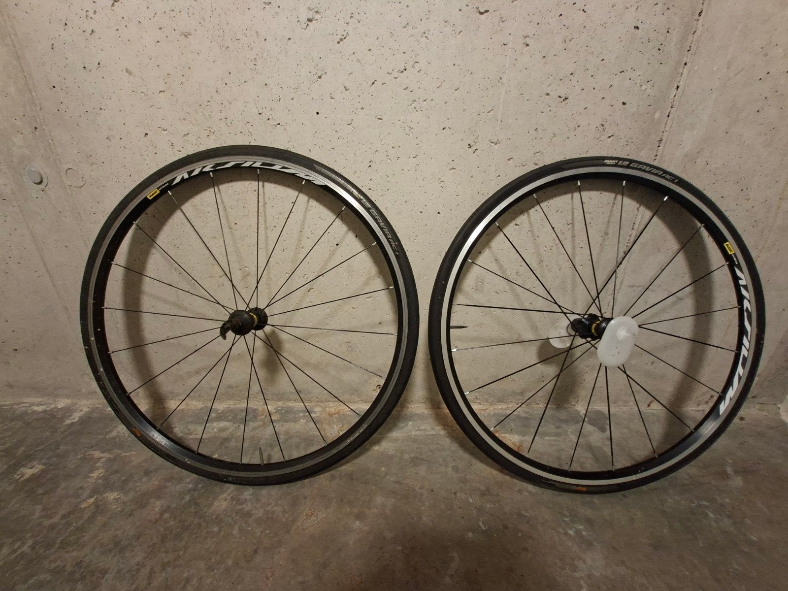 Mavic Aksium wielset, Fietsen en Brommers, Fietsonderdelen, Ophalen, Aluminium
