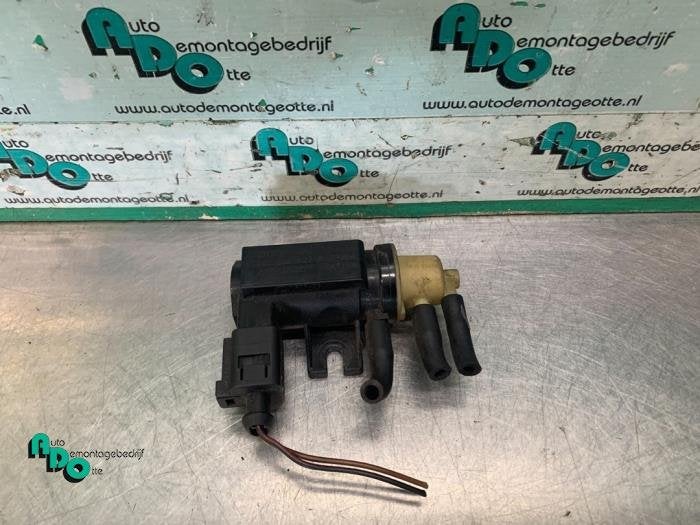 Clapet de surpression Turbo d'un Audi A3 (A3 03-), -, 3 mois de garantie, Audi, Utilisé