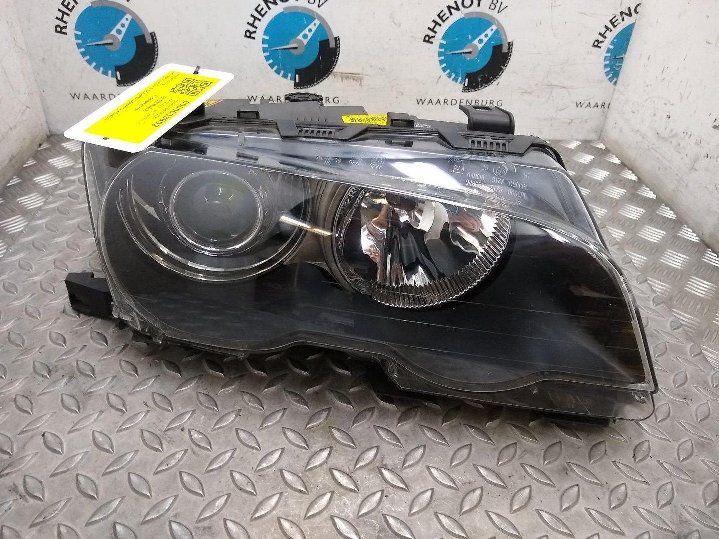 BMW 3 SERIES KOPLAMP R 2002, Autos : Pièces & Accessoires, Éclairage, Utilisé, ARN reconnu, Stiba membre, Reconnu durable, Enlèvement ou Envoi